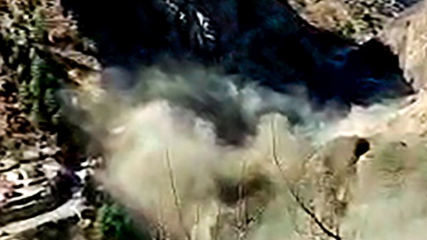 প্রসূণ যোশীর টুইট