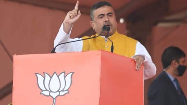 গুষ্টিশুদ্ধ আম্ফানের টাকা লুট করেছে