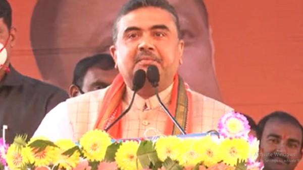 একাধিক সভায় নাম না করে আক্রমণ একাধিক সভায় নাম না করে আক্রমণ