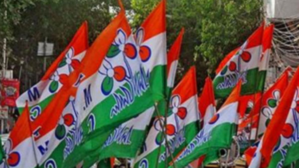 তৃণমূলে যোগ দিতে পারেন সৌমিক দে