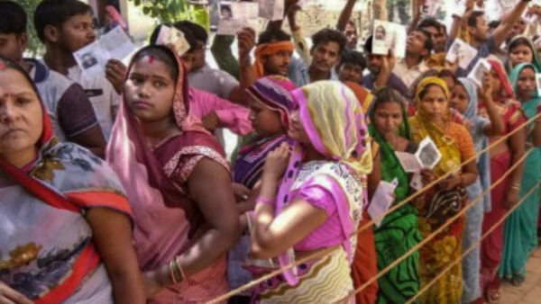 পুরুলিয়ায় ভোটের ম্যাস্কট পুরুলিয়ায় ভোটের ম্যাস্কট