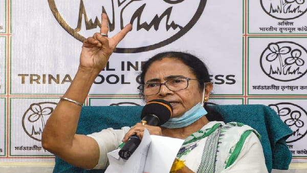 ক্ষুব্ধ হয়েও আত্মবিশ্বাসী মমতা