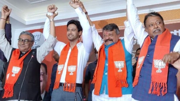 পাল্টা টুইট যশের পাল্টা টুইট যশের