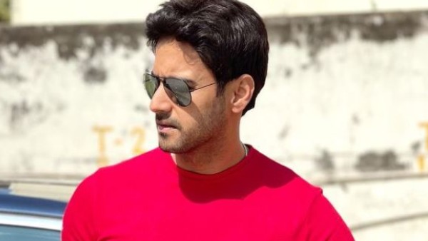 নির্বাচনে কি প্রার্থী হচ্ছেন যশ?