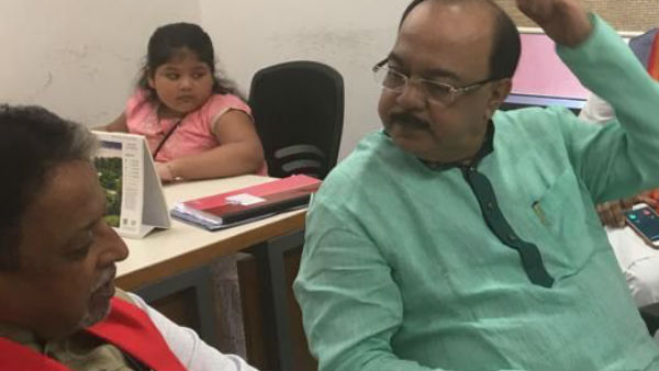 সুযোগ খুঁজছিলেন দেবশ্রী, রাস্তা পরিষ্কার করে দিলেন শোভন 