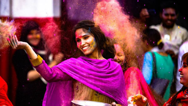 মথুরায় কী ঘটে? মথুরায় কী ঘটে?