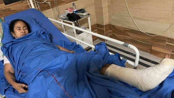  ১০ মার্চ নন্দীগ্রামে আহত মমতা বন্দ্যোপাধ্যায়