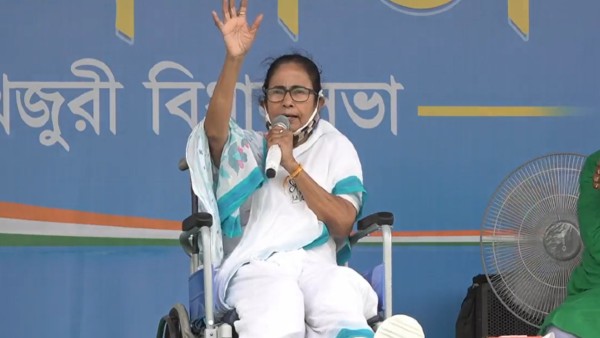 বাংলায় এখনও মমতা বন্দ্যোপাধ্যায়ের বিকল্প কে