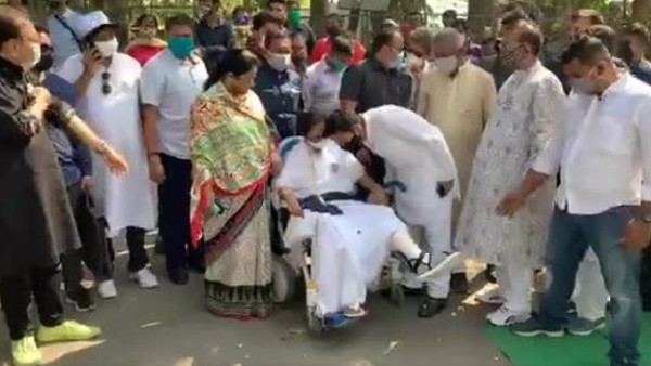 শারীরিক যন্ত্রণার থেকে হৃদয়ের যন্ত্রণা অনেক বেশি শারীরিক যন্ত্রণার থেকে হৃদয়ের যন্ত্রণা অনেক বেশি