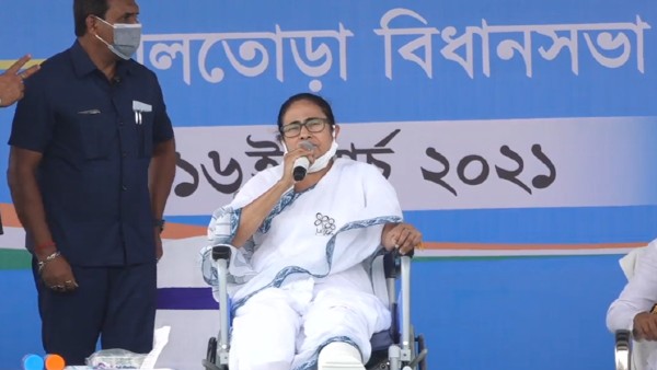 মহিলাদের অভূতপূর্ব অংশগ্রহণে আশার আলো মমতার মহিলাদের অভূতপূর্ব অংশগ্রহণে আশার আলো মমতার