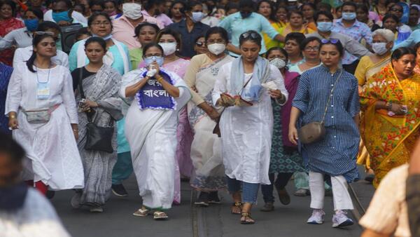 দেশের নাম হবে মোদীর নামে