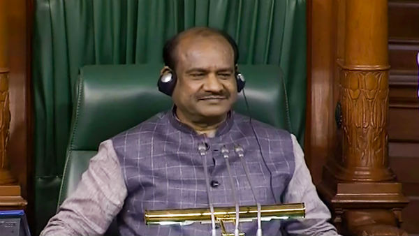 চিঠি দুই সাংসদকে চিঠি দুই সাংসদকে