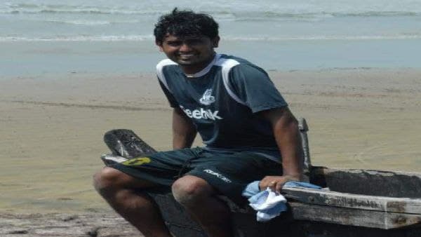 মমতা গোলকিপার আমি স্ট্রাইকার মমতা গোলকিপার আমি স্ট্রাইকার