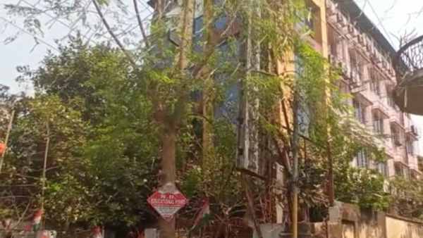 নির্বাচনের মুখে বেআইনি অর্থলগ্নি সংস্থার সম্পত্তির নিলাম শুরু নির্বাচনের মুখে বেআইনি অর্থলগ্নি সংস্থার সম্পত্তির নিলাম শুরু