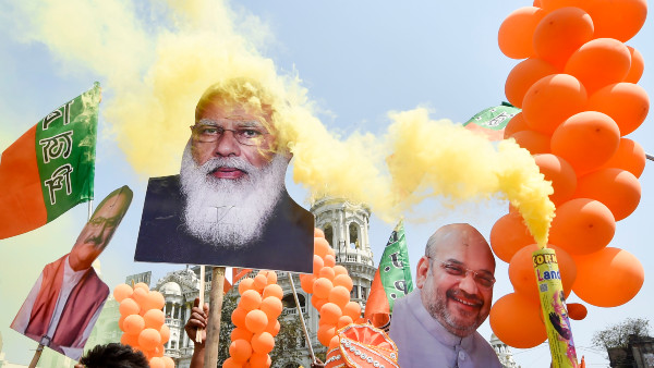 প্রেমিকা প্রার্থী বিজেপিতে প্রেমিক!