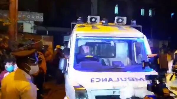 অগ্নিকাণ্ডে ৯ জনের মৃত্যু