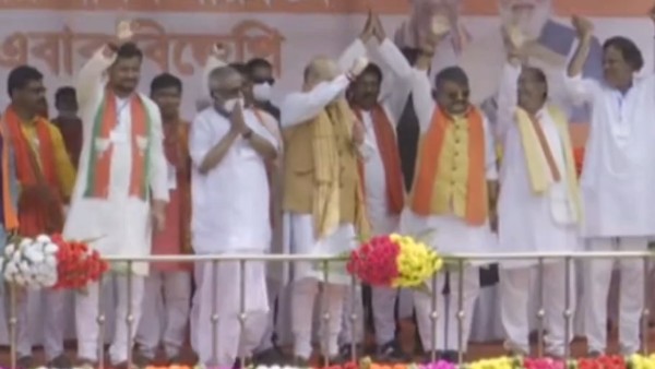 এগরার সভায় বিজেপিতে যোগ শিশির অধিকারীর এগরার সভায় বিজেপিতে যোগ শিশির অধিকারীর