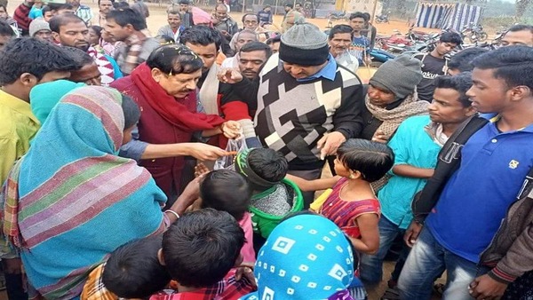 শালবানির গ্রামে গিয়ে হুঁশিয়ারি