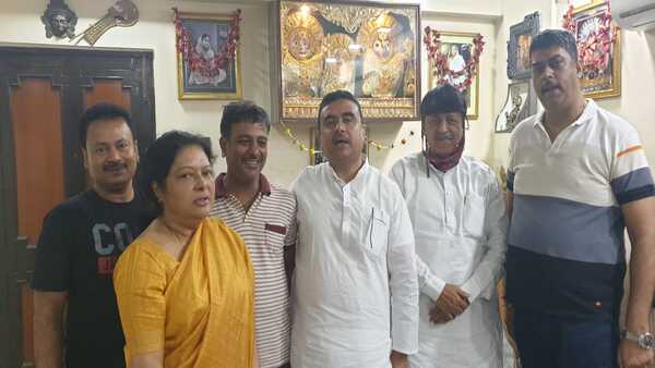 শিখা মিত্রের সঙ্গে সাক্ষাৎ শুভেন্দু অধিকারীর শিখা মিত্রের সঙ্গে সাক্ষাৎ শুভেন্দু অধিকারীর