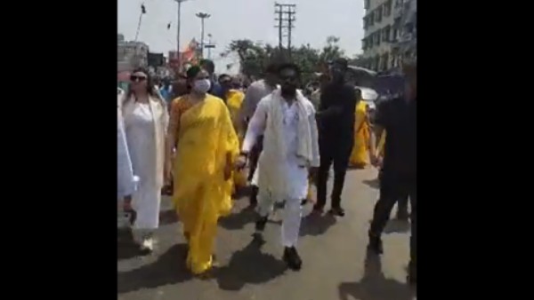  কোন জল্পনা উস্কে দিলেন শুভশ্রী