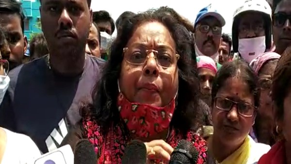 রত্নাকে ঘিরে বিজেপিকর্মীদের বিক্ষোভ-জয় শ্রীরাম ধ্বনি