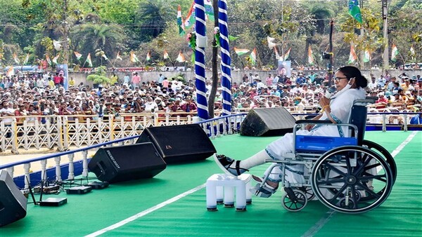  আম্ফানে কিছু ঘটনা ঘটেছে