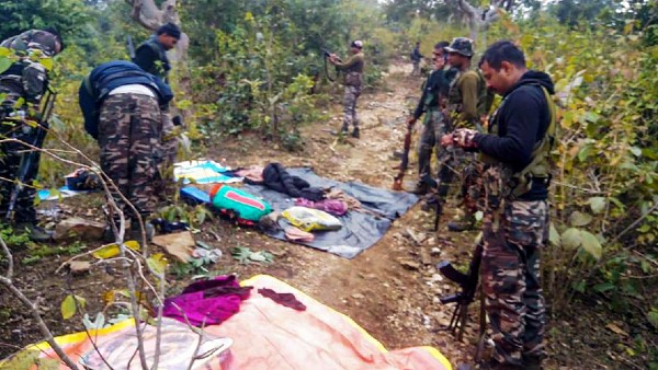 মনহাসের মেয়ে ও ভাইপোর আর্তি