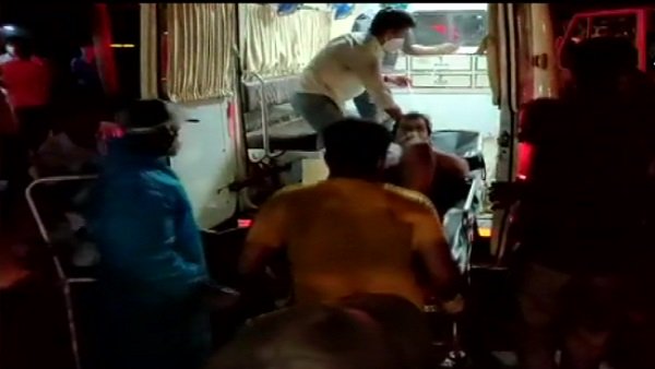 মহারাষ্ট্রের হাসপাতালে ভয়াবহ অগ্নিকাণ্ড , মৃত ১৩ কোভিড রোগী মহারাষ্ট্রের হাসপাতালে ভয়াবহ অগ্নিকাণ্ড , মৃত ১৩ কোভিড রোগী