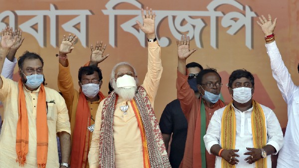 মোদীর সভাও হবে ছোট মোদীর সভাও হবে ছোট