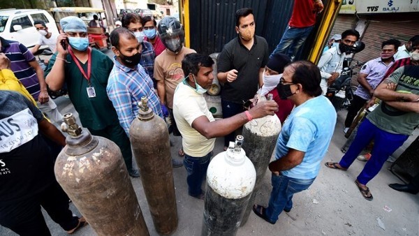 রাজ্যে পর্যাপ্ত অক্সিজেন রয়েছে রাজ্যে পর্যাপ্ত অক্সিজেন রয়েছে