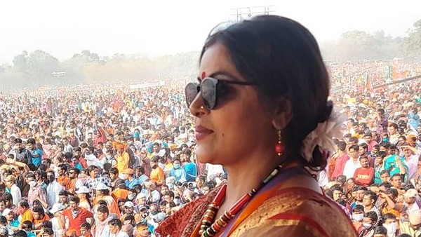 হাসপাতালের সামনে কুরুক্ষেত্র