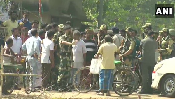 ডেবরায় তৃণমূল প্রার্থীকে বাধা