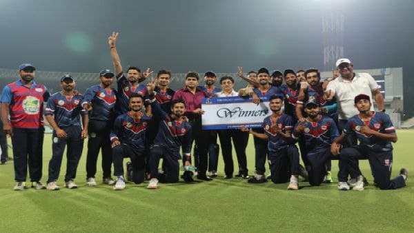 ভবানীপুরের প্রশংসা
