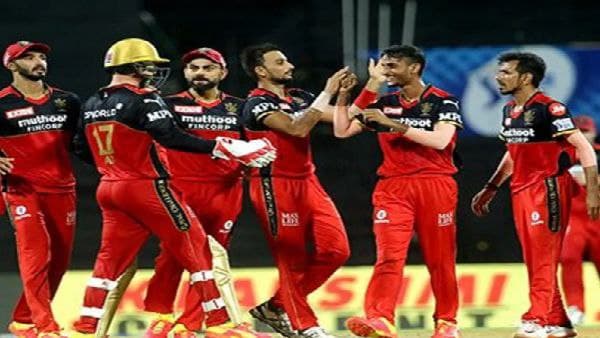 প্রশংসায় ভরালেন সিরাজ