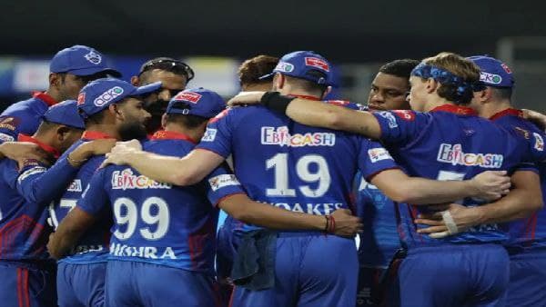 সমস্যায় দিল্লি ক্যাপিটালস সমস্যায় দিল্লি ক্যাপিটালস