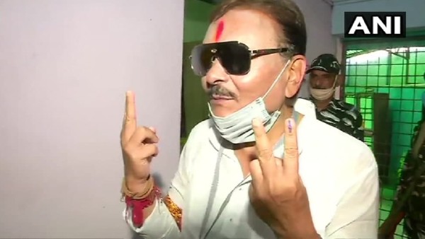 মদন মিত্রের পকেটে ভোট