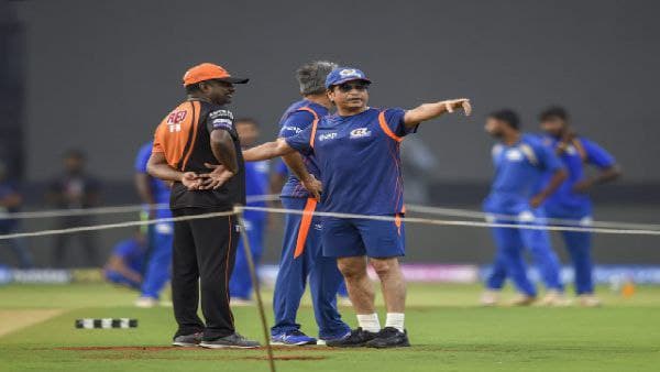 অ্যাঞ্জিওপ্লাস্টির পর ছাড়া পেলেন মুরলীধরন