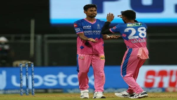 কেকেআরকে বড় রান তুলতে দিল না রাজস্থান কেকেআরকে বড় রান তুলতে দিল না রাজস্থান