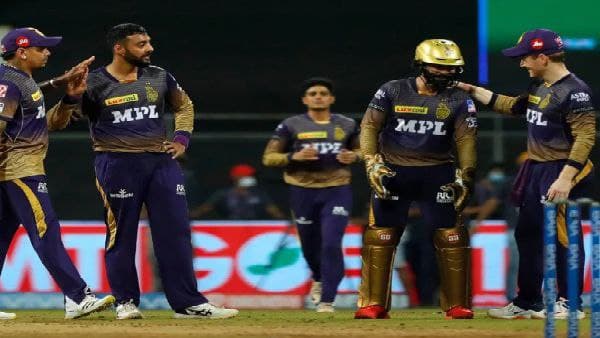 আইপিএলে টানা চার ম্যাচ হারায় তলানিতে কেকেআর