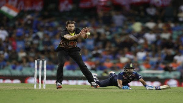 অ্যান্ড্রু টাই দেশে ফেরার পর করোনা ভীতিতে আইপিএল ছাড়তে চান অনেক বিদেশি অ্যান্ড্রু টাই দেশে ফেরার পর করোনা ভীতিতে আইপিএল ছাড়তে চান অনেক বিদেশি