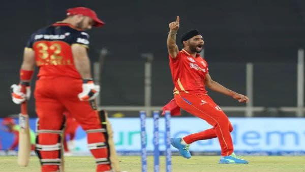 রাহুলের চওড়া ব্যাট আর হরপ্রীতের চমকে আরসিবি-বধ পাঞ্জাবের
