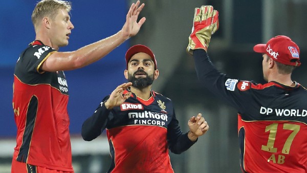 বিরাটের আরসিবি-কে চিন্তায় রাখলেন পেসার জেমিসন