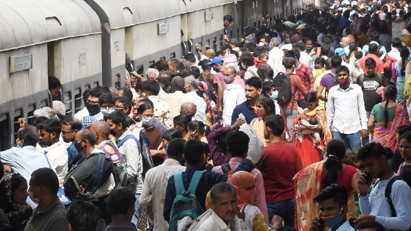 কবে মিটবে করোনার প্রকোপ? কবে মিটবে করোনার প্রকোপ?