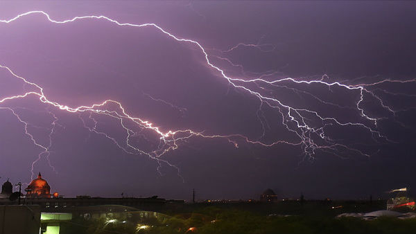 বৃষ্টি বাড়বে উত্তরপূর্বে