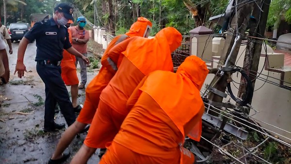 ঘূর্ণিঝড় তাউকটে ম্যাসিভ সুপার সাইক্লোনে পরিণত হয়েছে