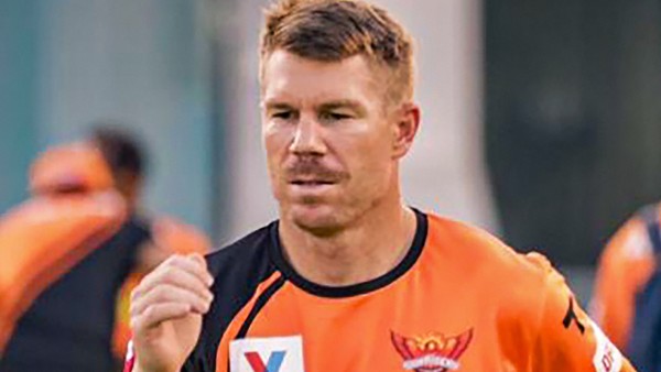 সানরাইজার্স হায়দরাবাদের অধিনায়কত্ব থেকে ডেভিড ওয়ার্নারের অপসারণ: সানরাইজার্স হায়দরাবাদের অধিনায়কত্ব থেকে ডেভিড ওয়ার্নারের অপসারণ: