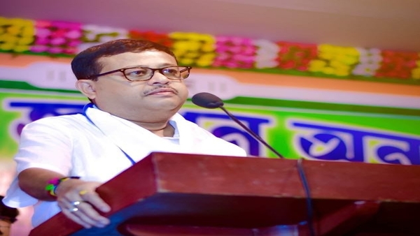 ষড়যন্ত্রের অভিযোগ