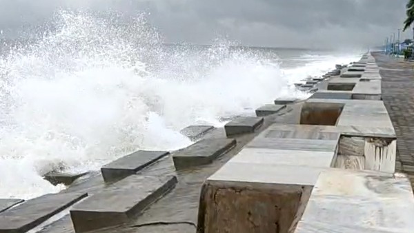 শংকরপুরেও ব্যাপক ক্ষয়ক্ষতি 