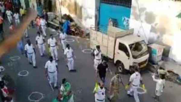 দ্বিতীয় ধাক্কা মৃত্যু হয়নি এখনও দ্বিতীয় ধাক্কা মৃত্যু হয়নি এখনও