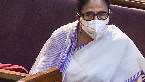 একাধিকবার জেলে গিয়েছেন পরিবারের লোকেরা 